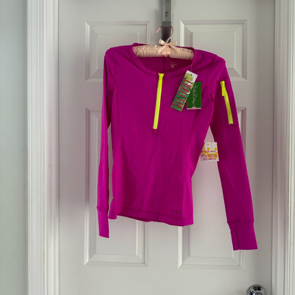 NWT Lilly Pulitzer Luxletic UPF 50+ Kona Sunguard in Berry Sangri, Size XXS